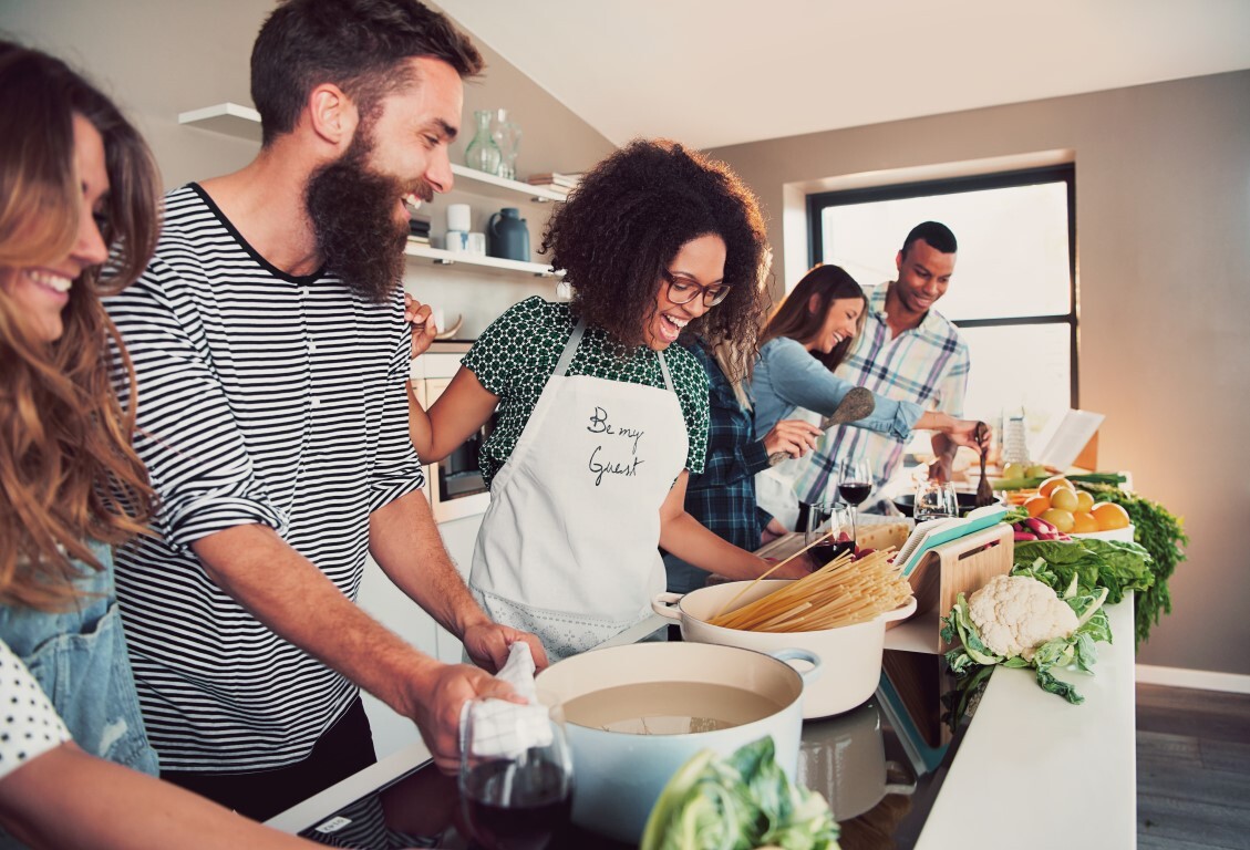 Marché Rééquilibrer le profil nutritionnel Les gens cuisinent